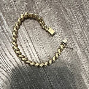 14K VINTAGE Yellow Gold  ITALY Macaroni Solid Bracelet